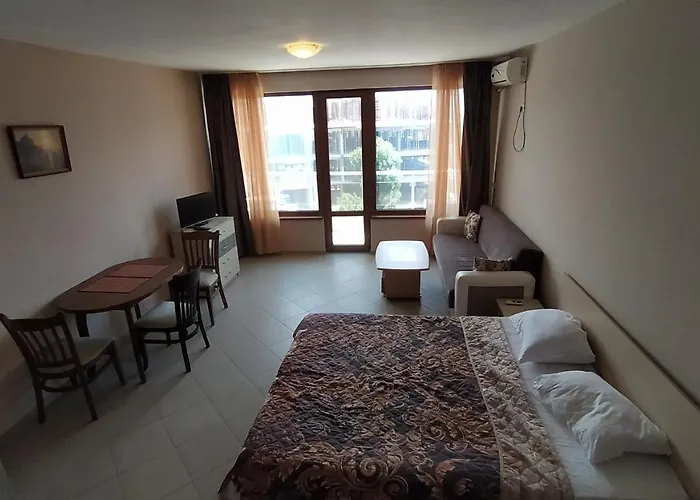 Апартаменты Sunny Sands