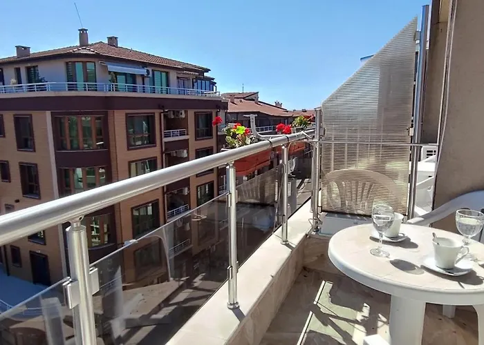 Апартаменты Sunny Sands