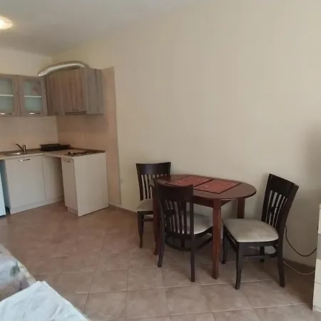 Sunny Sands Apartman Burgasz