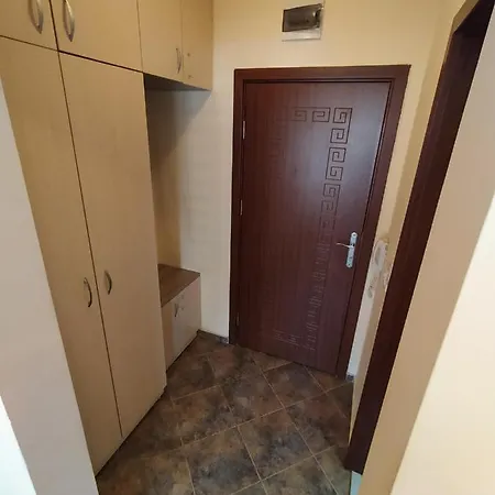 Sunny Sands 布尔加斯