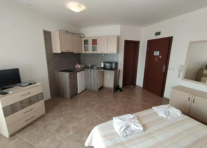 Sunny Sands Apartman *